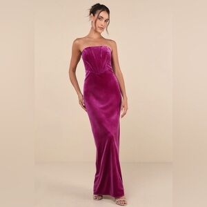 LULU’S REGAL AFFECT VELVET BUSTIER STRAPLESS MAXI DRESS